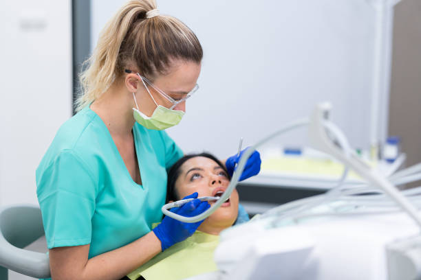 Best Emergency Tooth Extraction in North Hobbs, NM